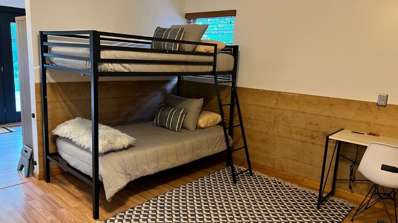 Misty Mountain Cottage 웨인즈빌 외부 사진